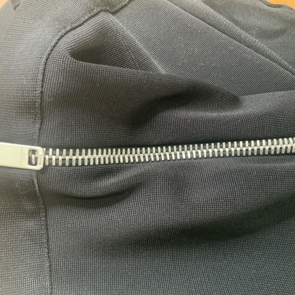 Authentic GIVENCHY Punto Milano Black Leggings with silver zipper at the side - Picture 5 of 9